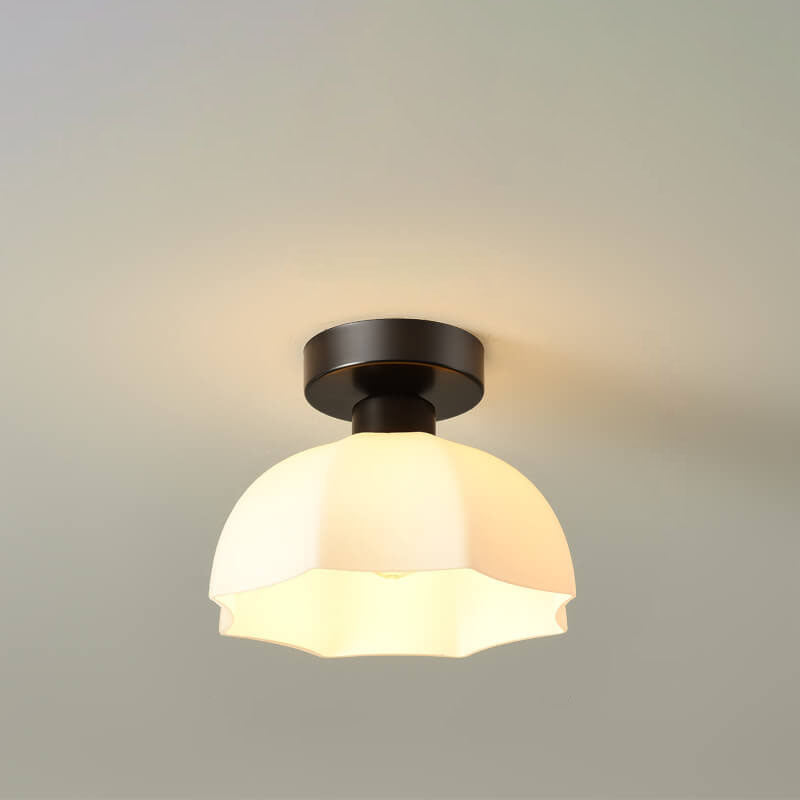Scandinavian Iron Flower Diamond Light