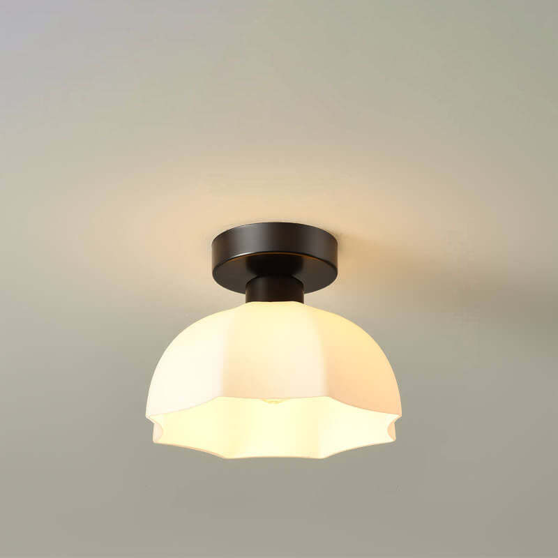 Scandinavian Iron Flower Diamond Light