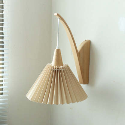 Japanese Solid Wood Pleated Fabric Umbrella Wall Sconce — Log Lamp Arm + White Fabric Lampshade / 220V-240V For UK/AU