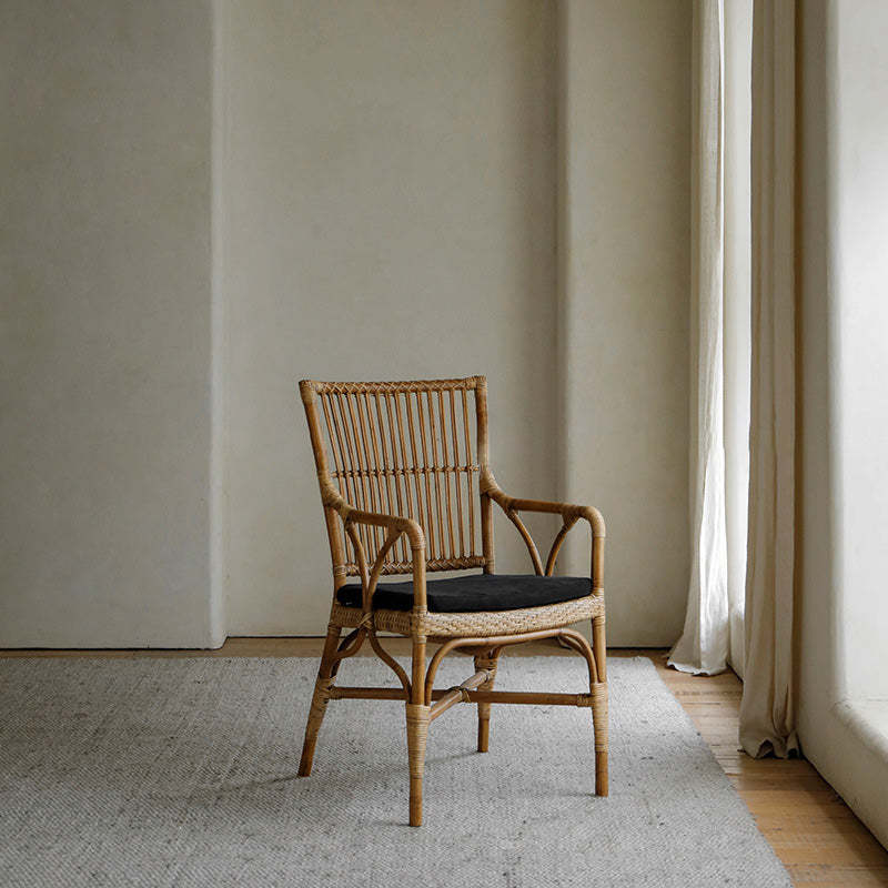 Wood traditional woven four-leg dining chairs & benches