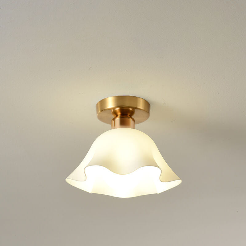 Scandinavian Iron Flower Diamond Light