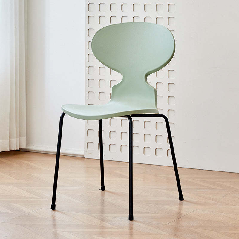 Minimalist Metal Four-Leg Chair