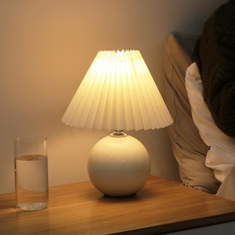 Modern White Globe Ceramic Pleated Lamp