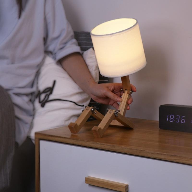 Adjustable LED Wooden Sitting Robot Lamp