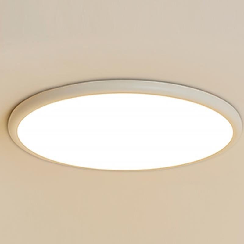 16" Modern Circle Black/White Flush Mount Light