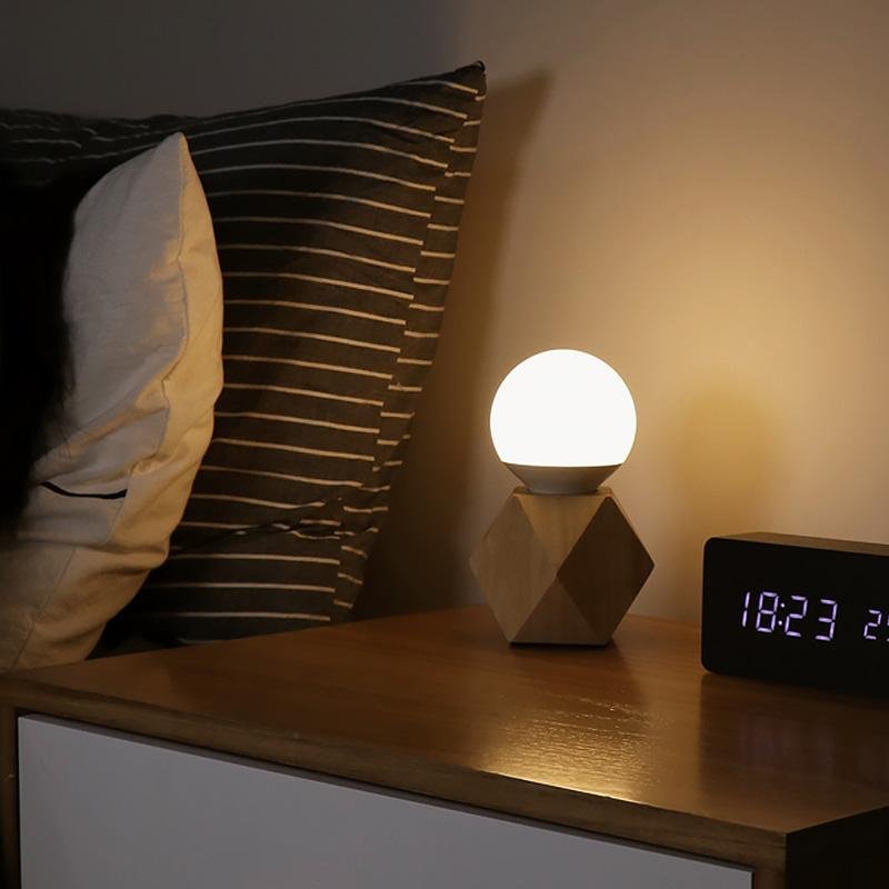 Handy Nordic Geometric Wood Touch Mini Lamp