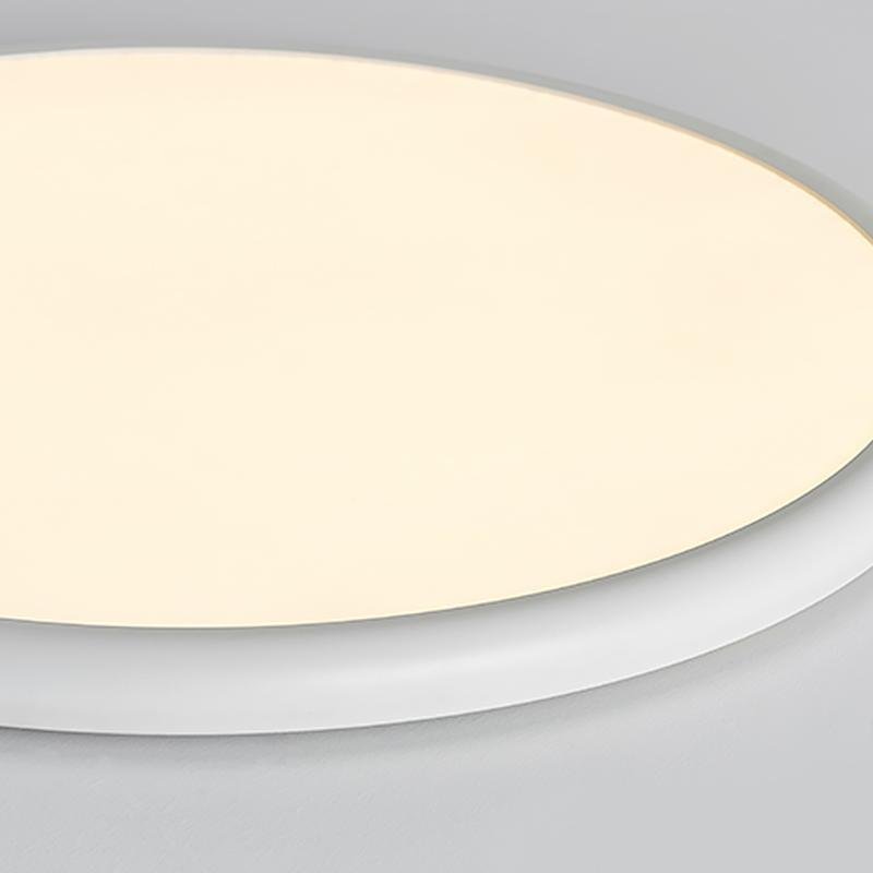 16" Modern Circle Black/White Flush Mount Light