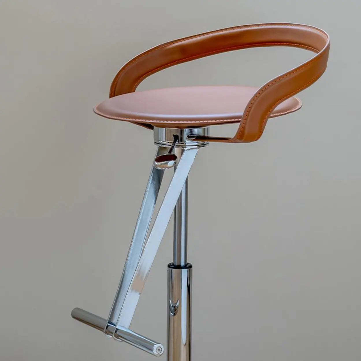 Adjustable Swivel Leather Steel Bar Stool