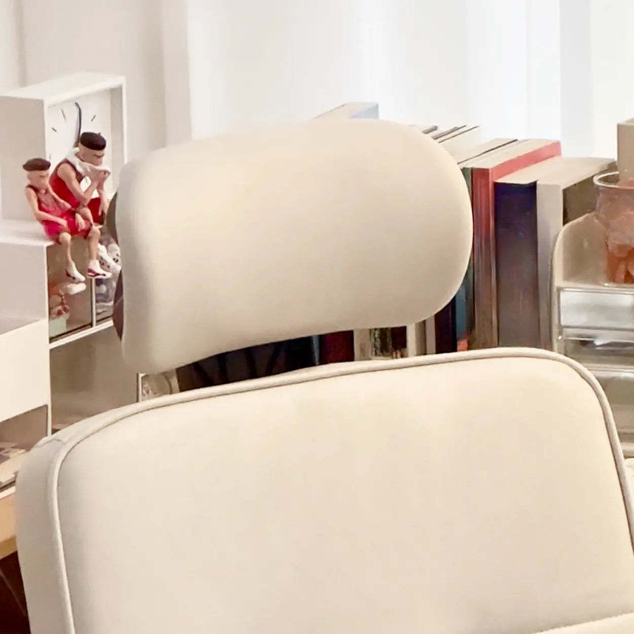 Adjustable White Ergonomic Calfskin Office Chair with Wheels — Heather Gray / 1-Stage Gas Lift / With Headrest
