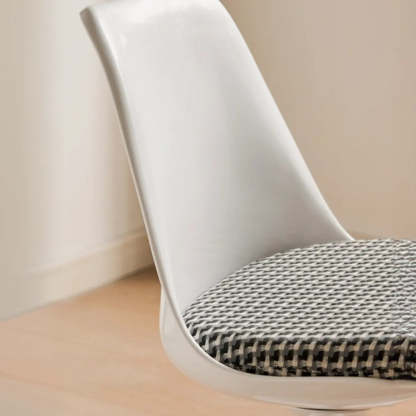 Polyurethane Tulip Dining Chair