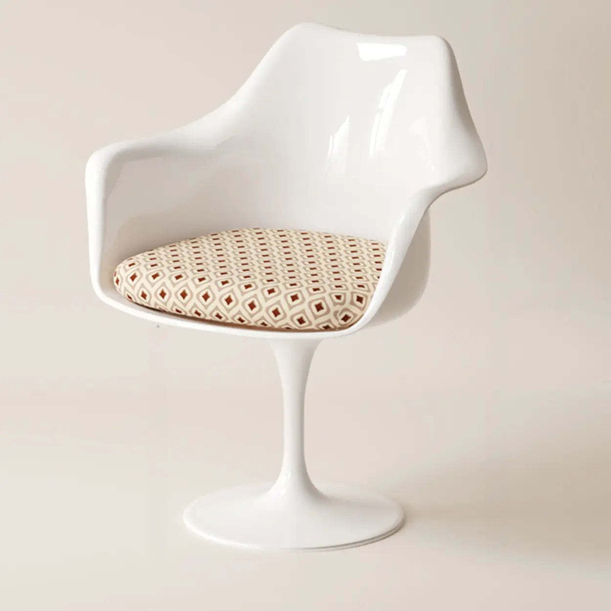 Polyurethane Tulip Dining Chair — Red (Velvet) / With Arms