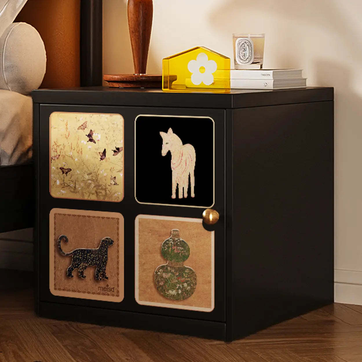 Modern artistic animal black nightstands