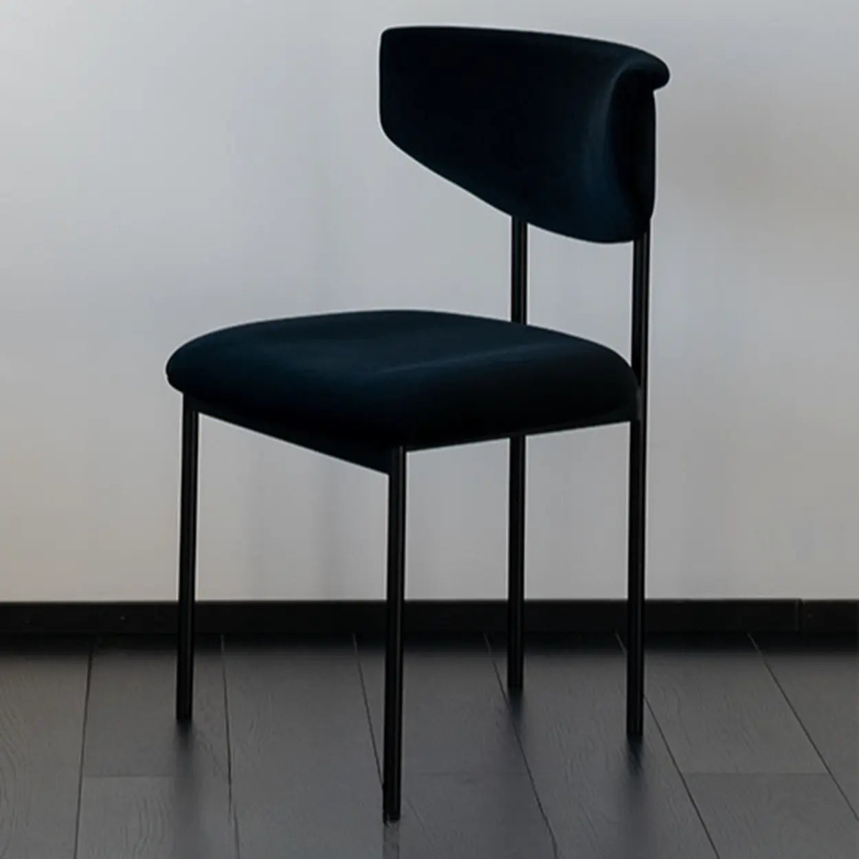 Black Curved Upholstered Low-Back Dining Chair — Cream