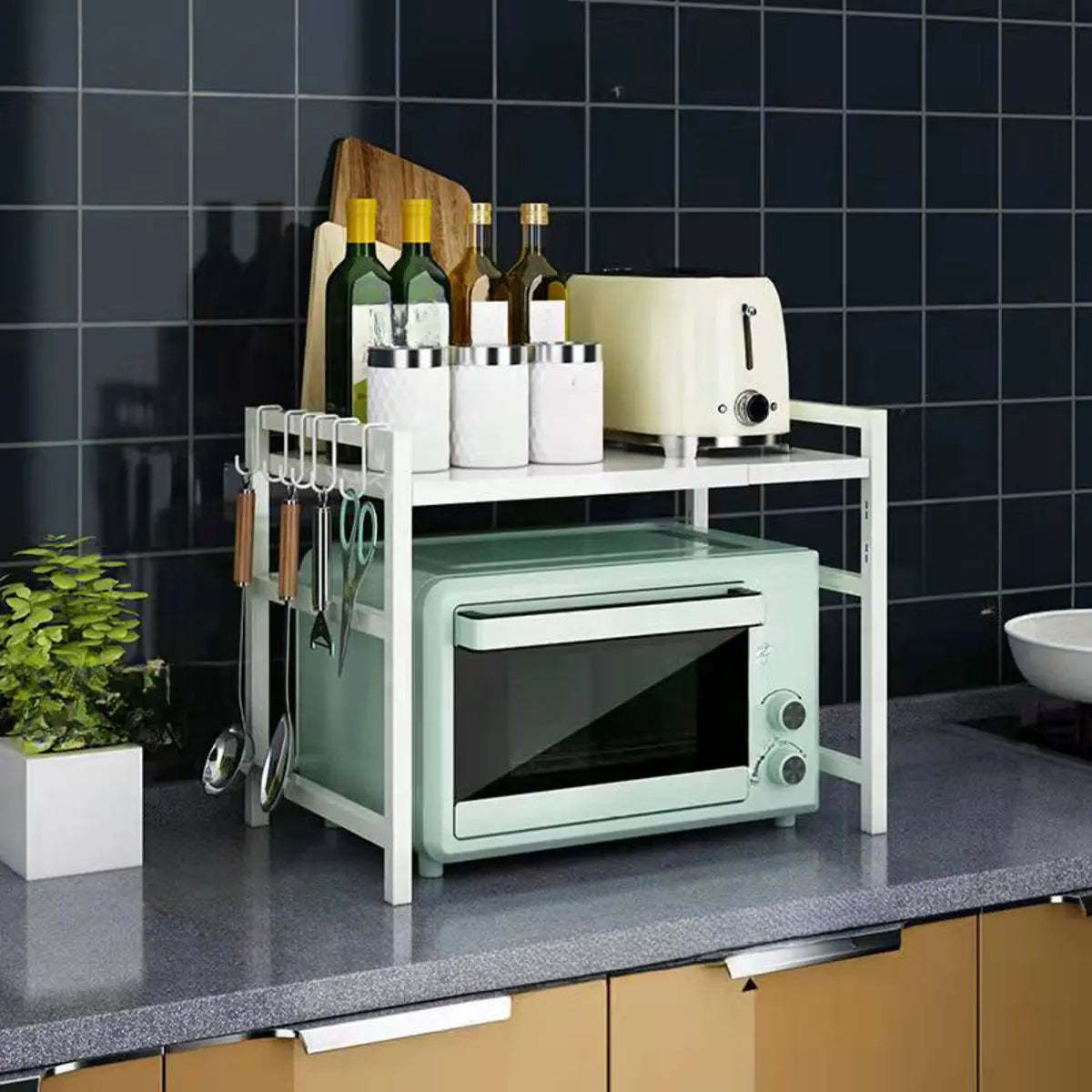 Black Metal Baker's Rack with Microwave Shelf — Black / Bread Rack & Hooks