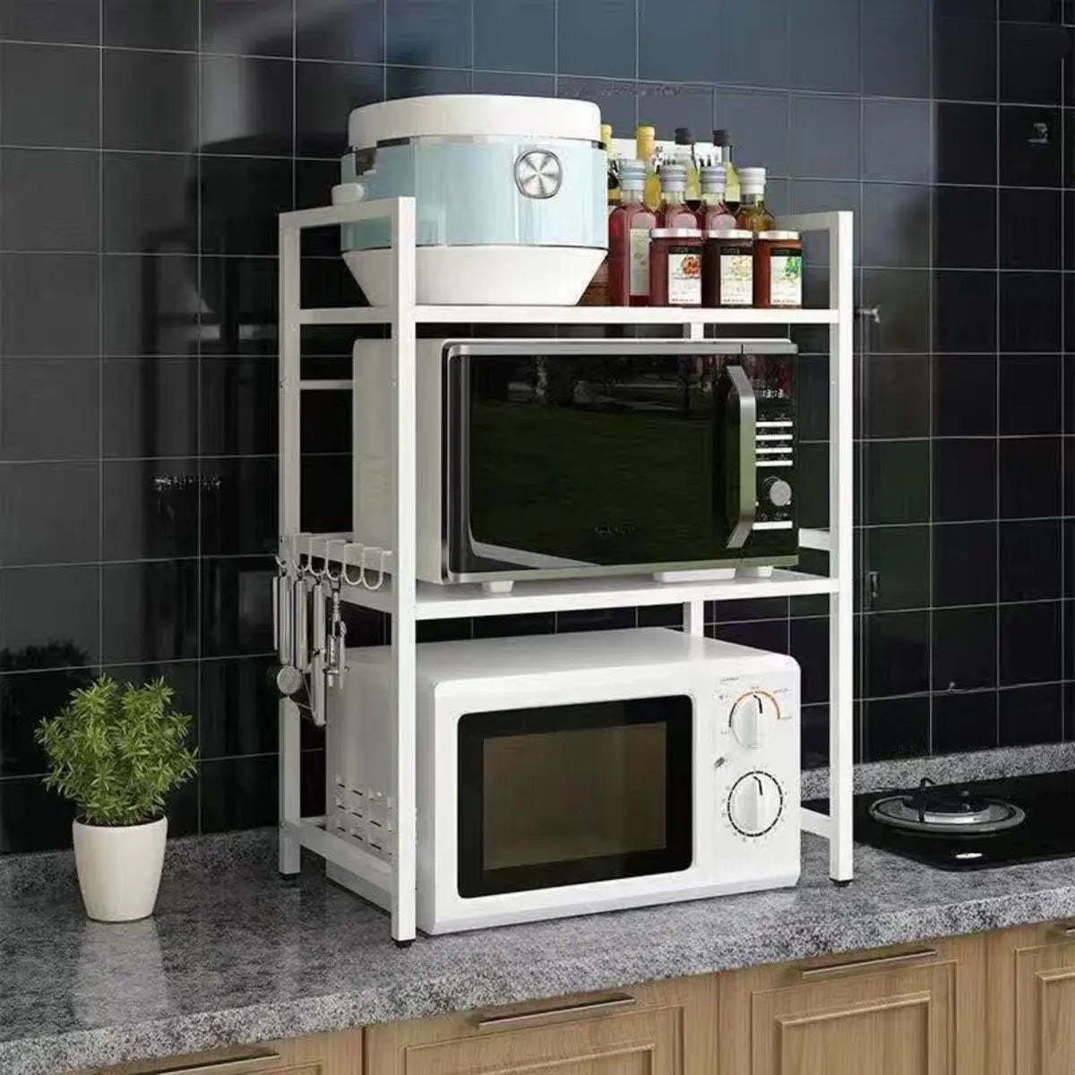 Black Metal Baker's Rack with Microwave Shelf — Black / Bread Rack & Hooks