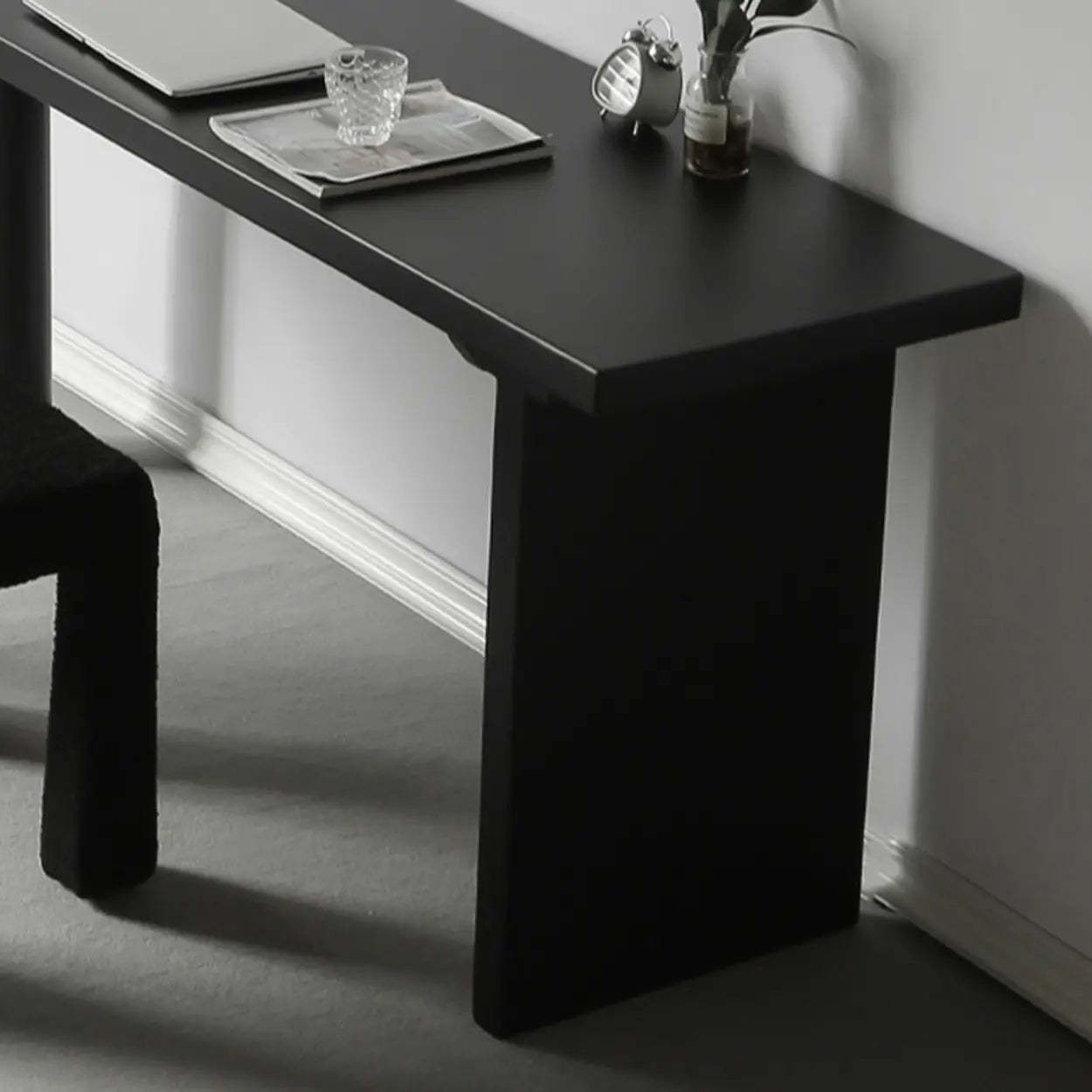 Black Pine Curved Butcher Block L-Shape Desk — Right Hand Return / Table Only