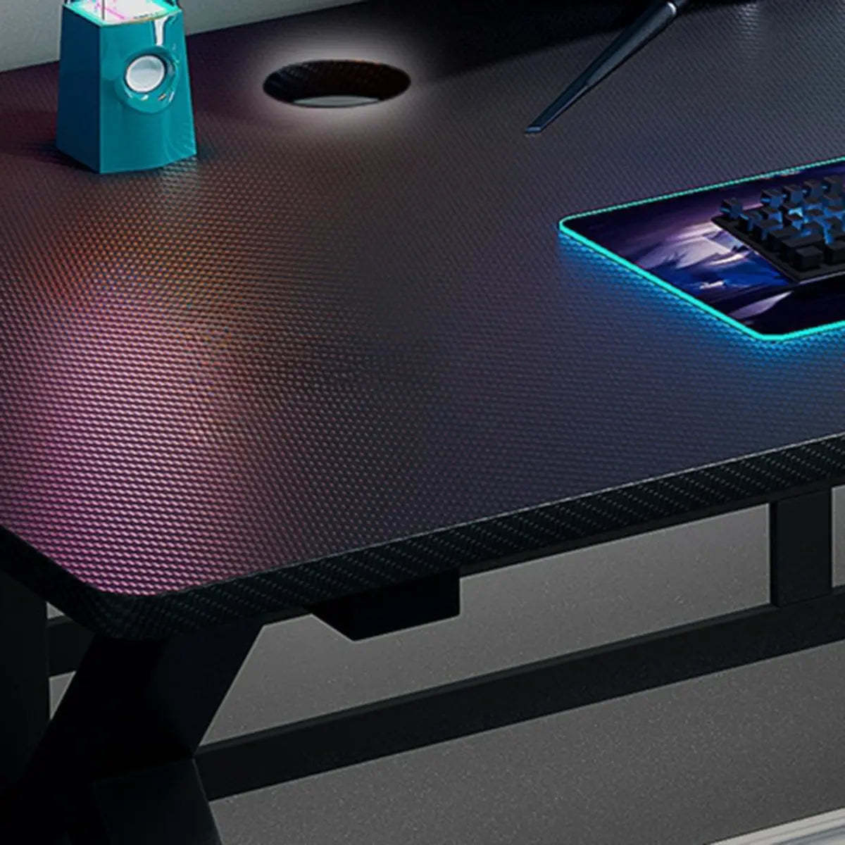 Black Wood Rectangular Trestle-Base Gaming Desk — Without Chairs / Gloss Black
