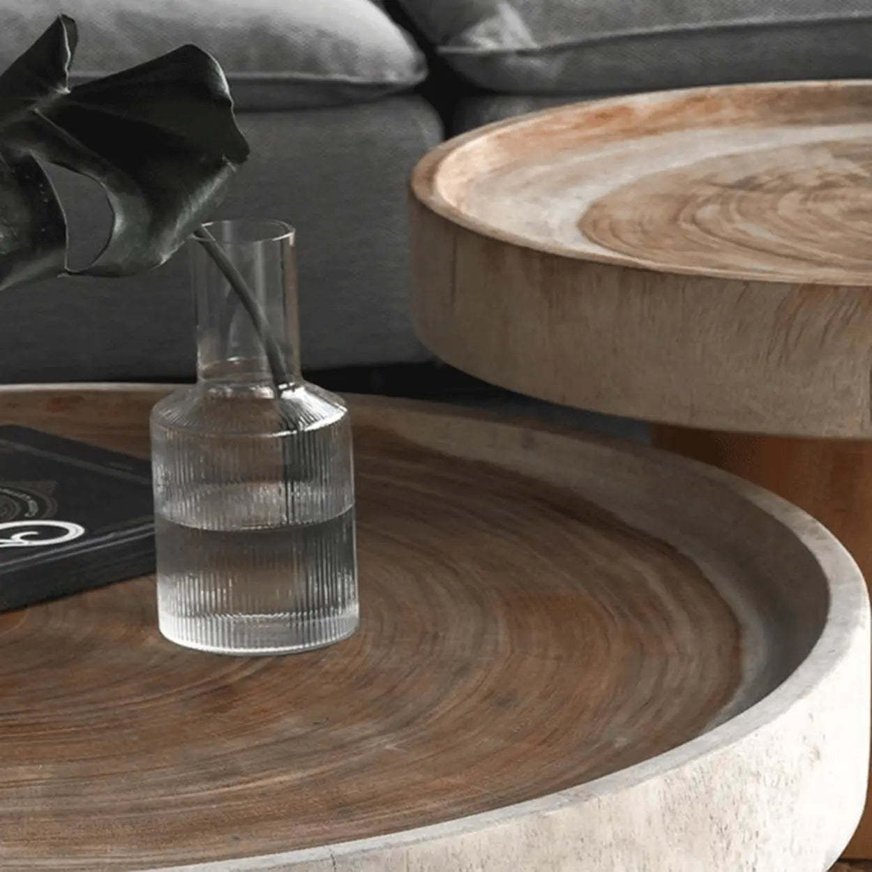 Brown Pine Wood Tray Top Round Coffee Table