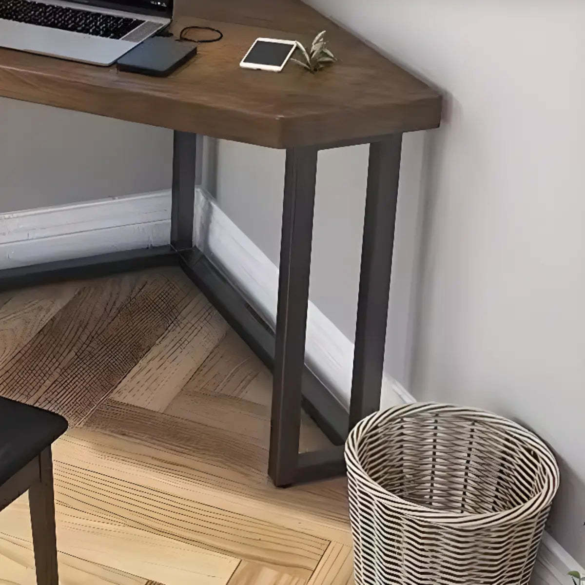 Brown Wood Black-Base Fillet-Shaped Writing Desk — Without Chairs / Triangle