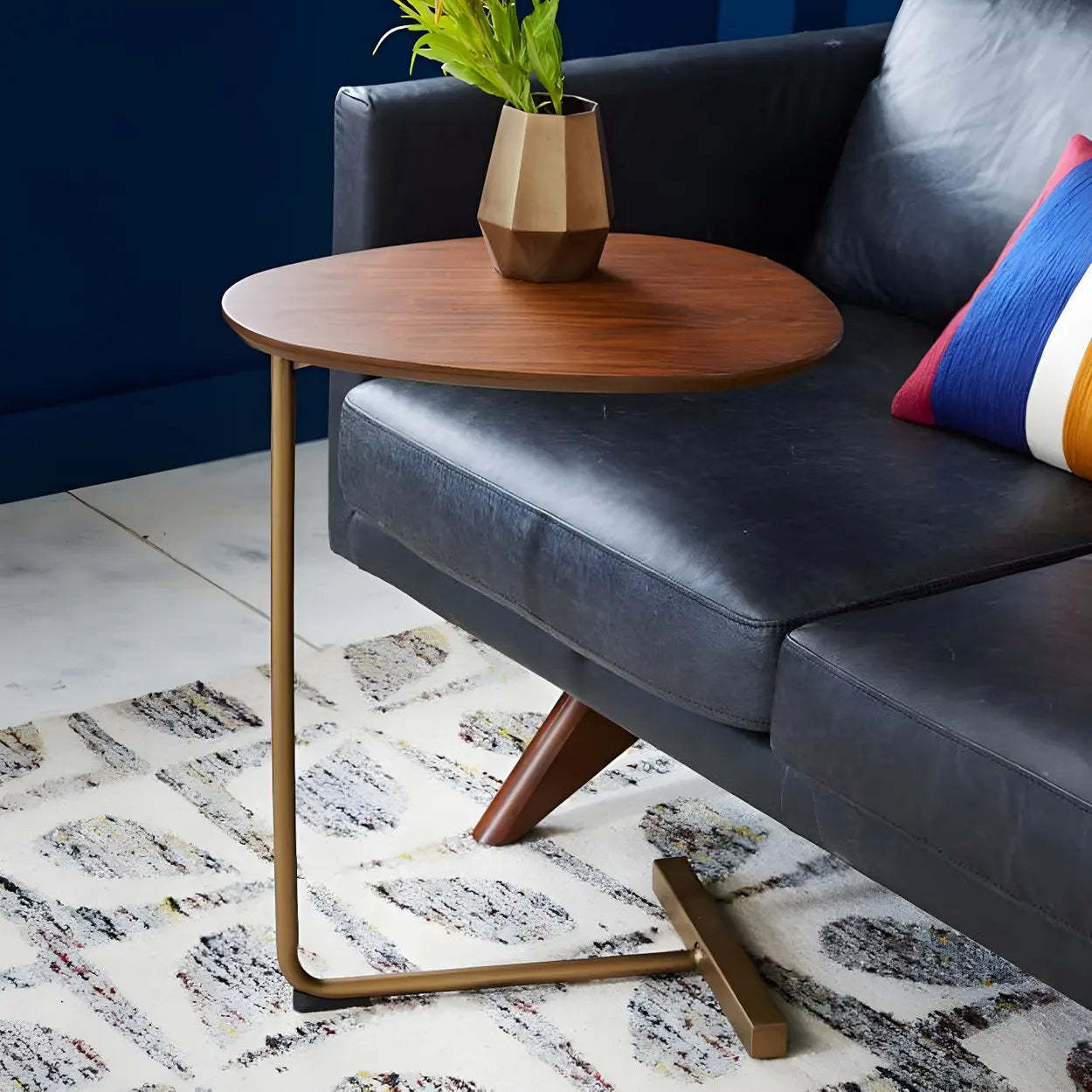 C-Shape Metal-Wood Side Table