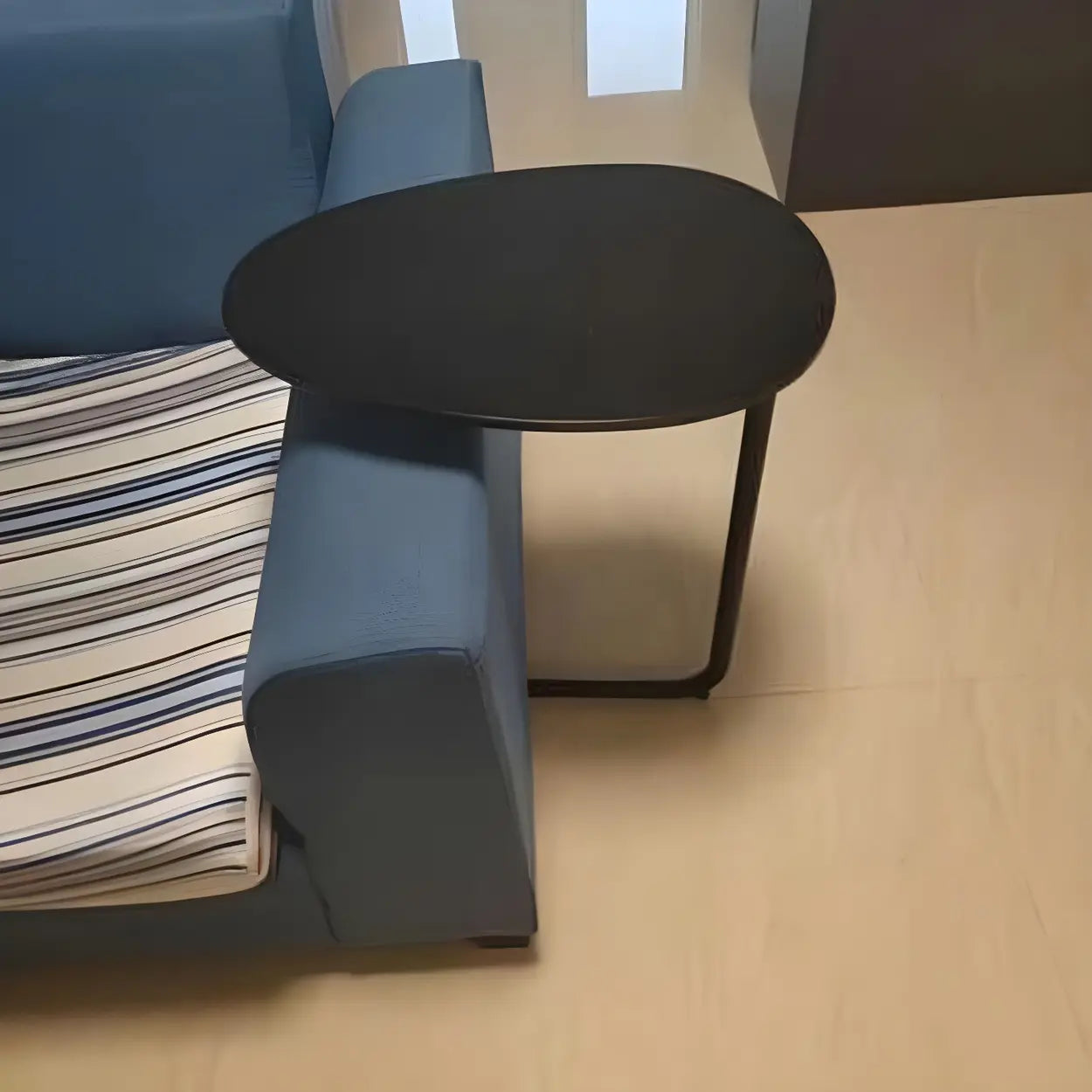 C-Shape Metal-Wood Side Table