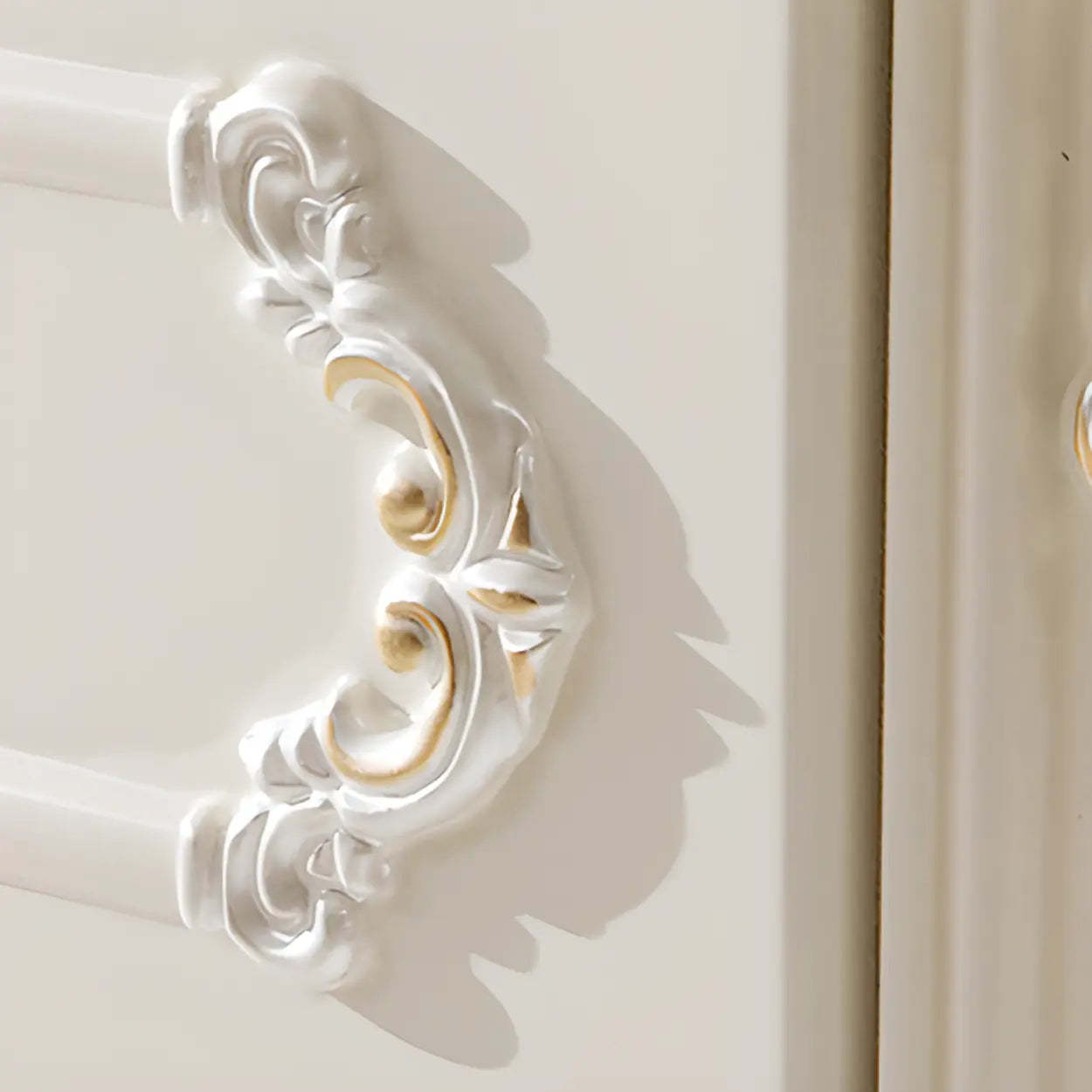 Classical Cream Vertical Wooden Chest