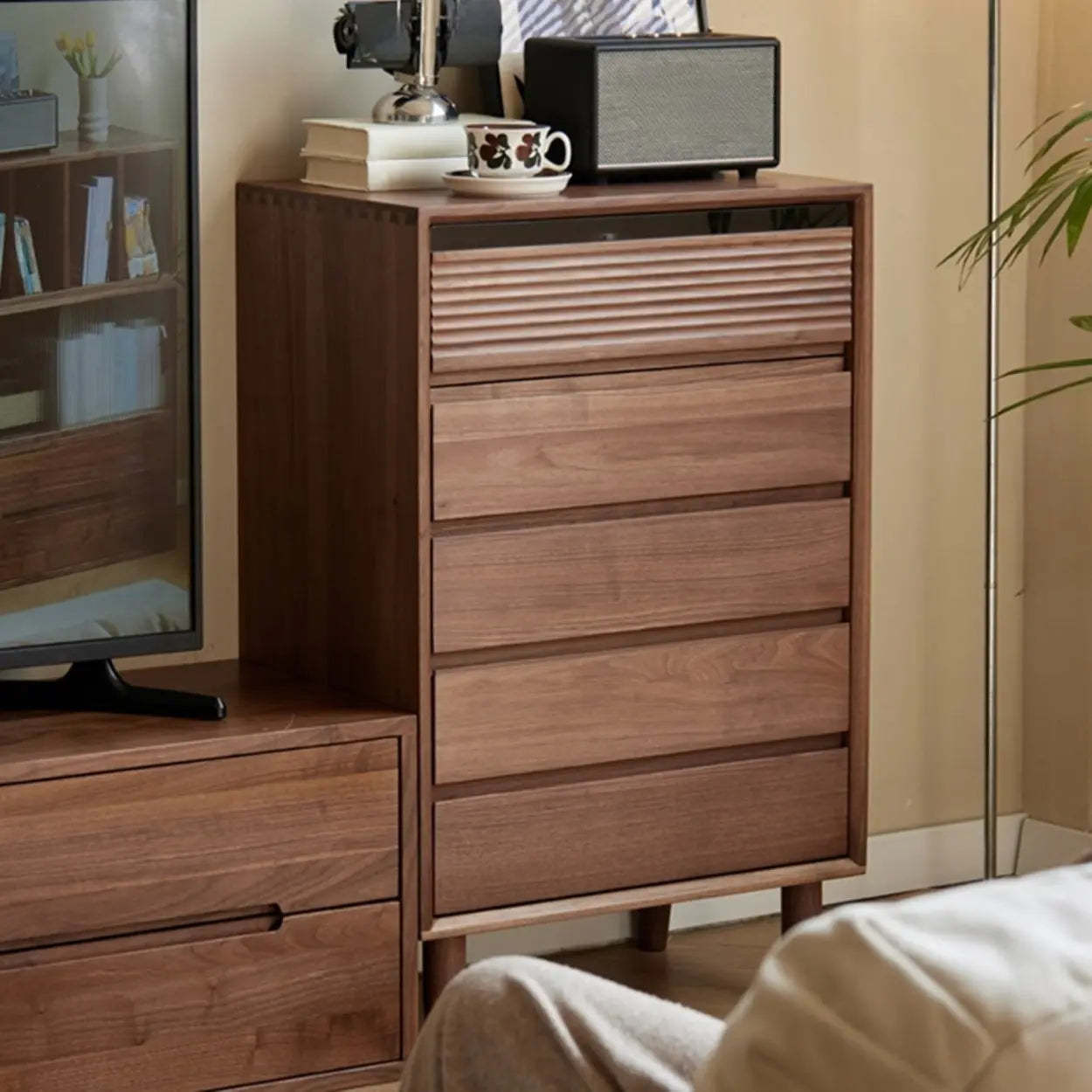 Compact Walnut Brown Vertical 5-Drawer Chest