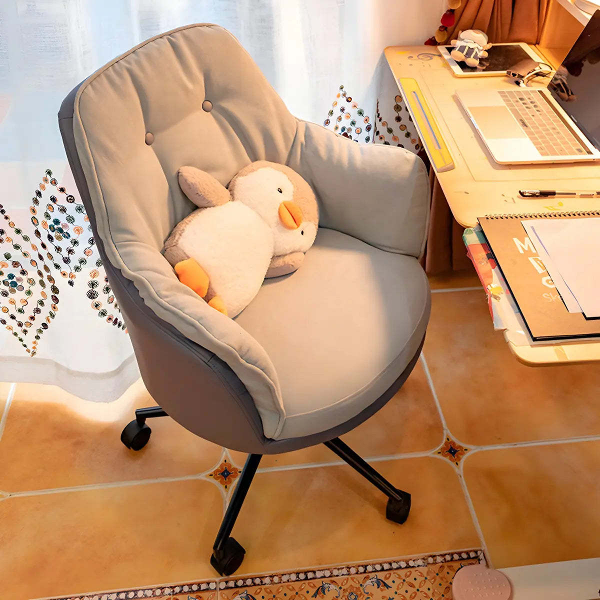 Contemporary Houndstooth Office Chair with Wheels — 1 Piece / Pink / Steel
