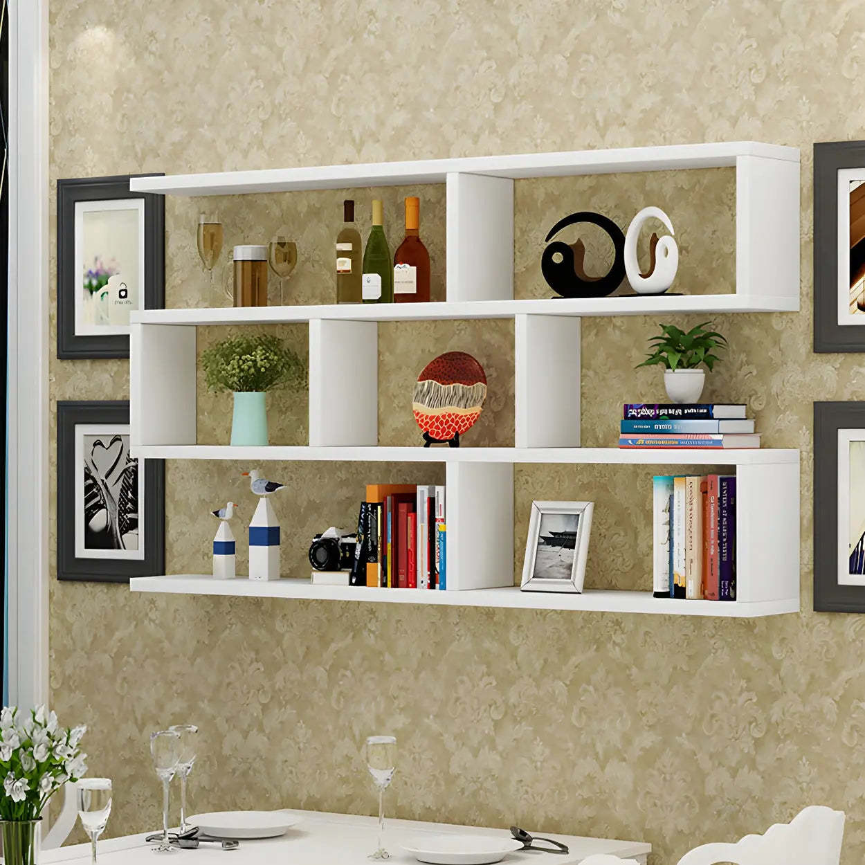Wall-Mounted Rectangular Bookshelf — White / Cube