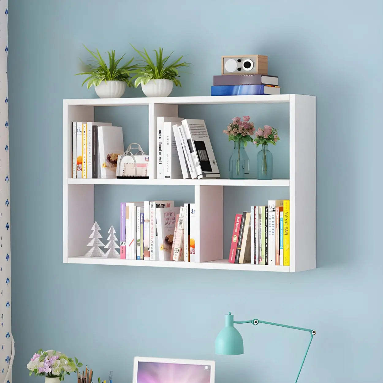 Wall-Mounted Rectangular Bookshelf — Natural Finish / Cube