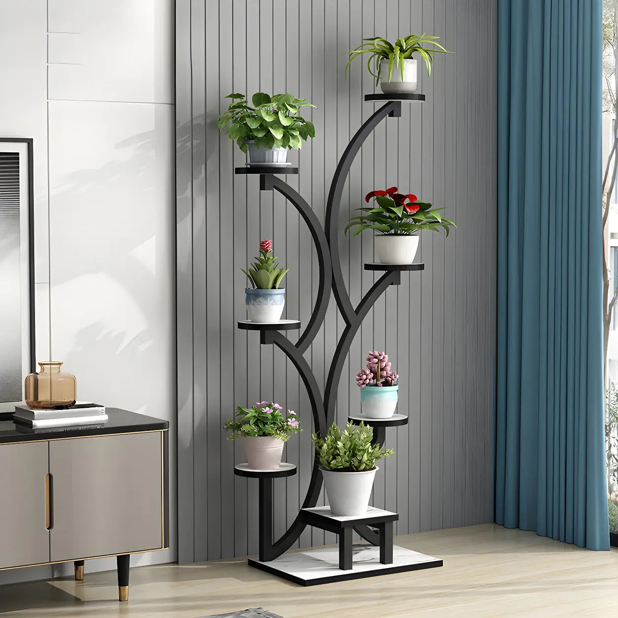 Tree-Shaped Black Metal Round Plant Stand
