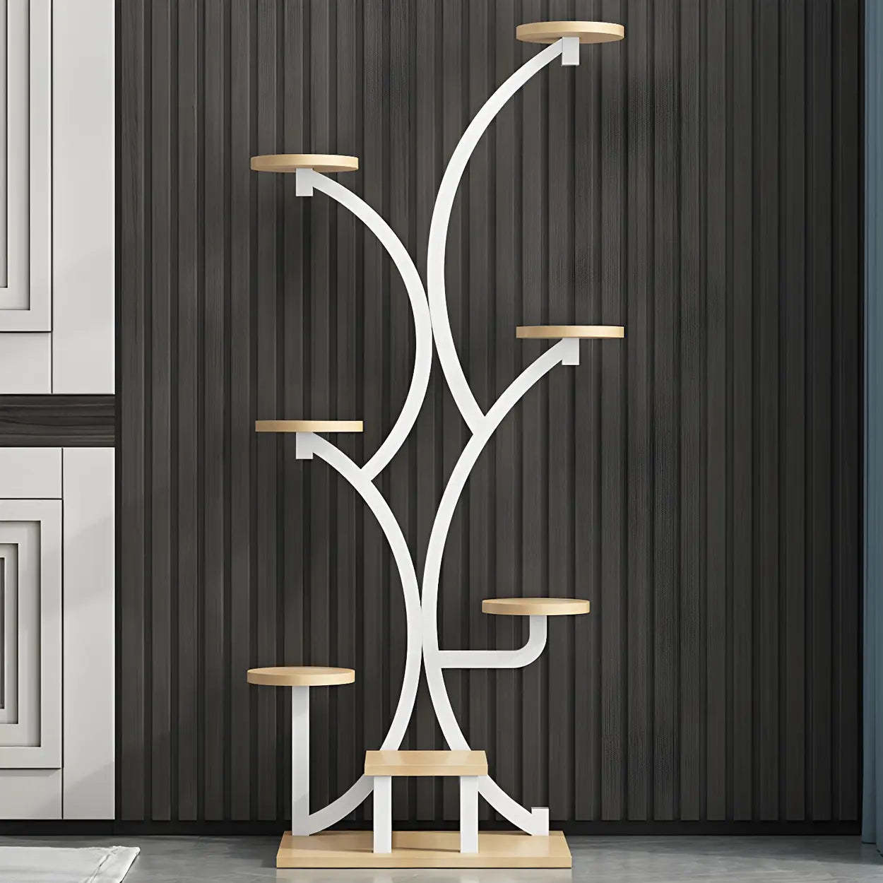 Tree-Shaped Black Metal Round Plant Stand