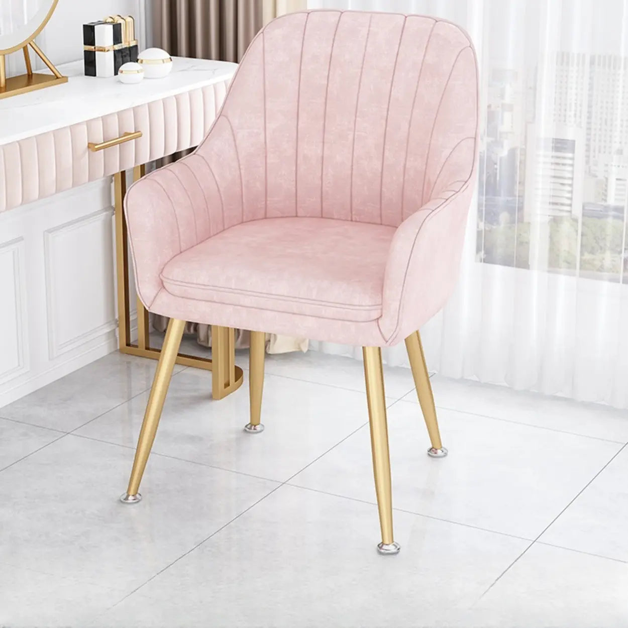 Green Curved Fabric Armrest Dining Chair — Light Pink / Gold