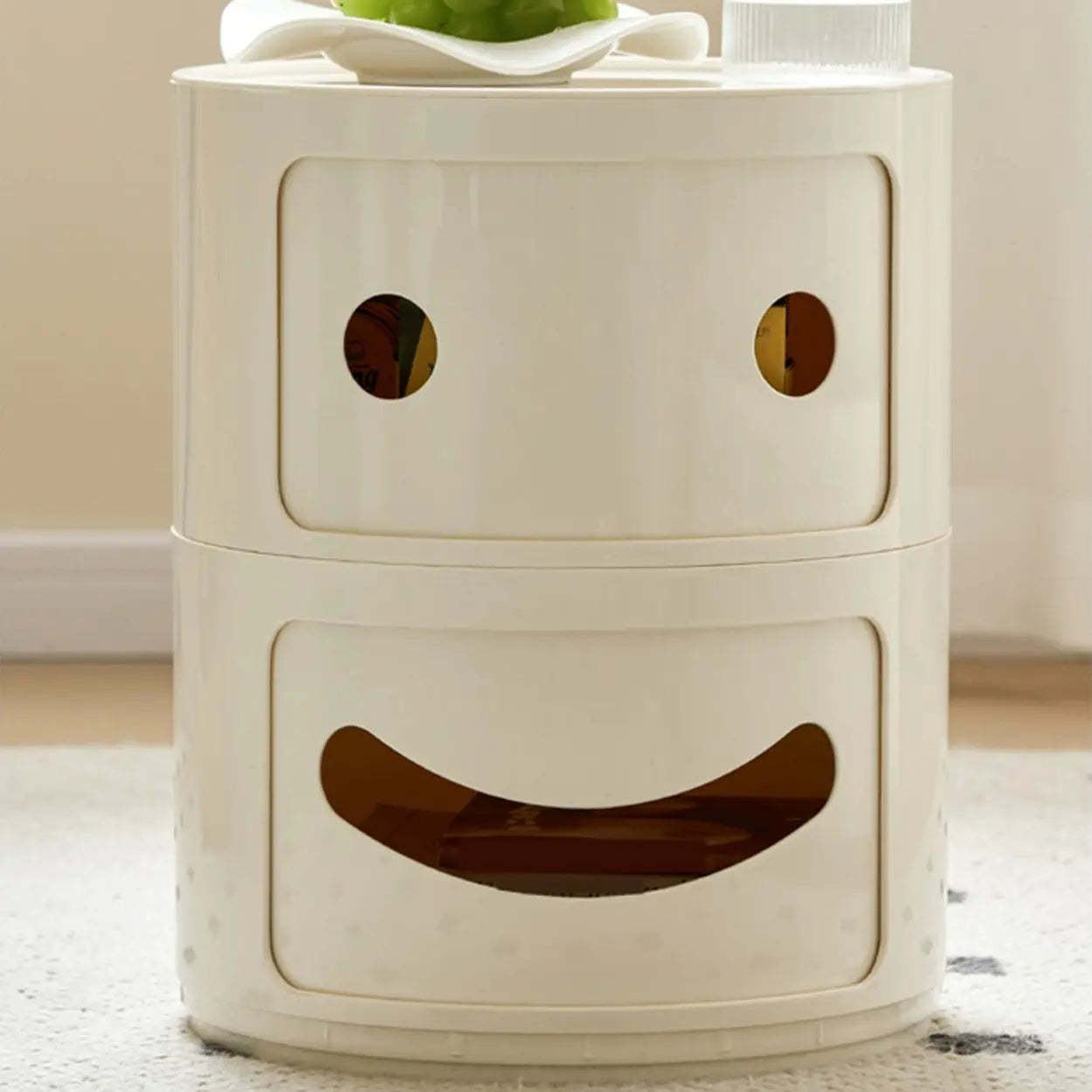 Nordic smiley round green nightstands in acrylic — Set of 1 / Dia 13" x 16" H / Off-White