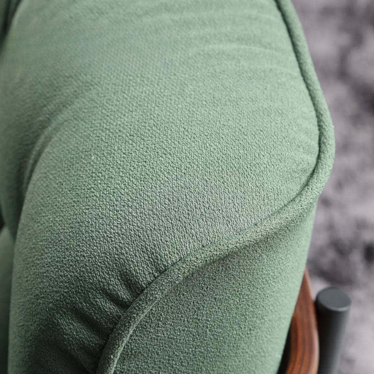 Ergonomic Green Tufted Back Spider Base Side Chair