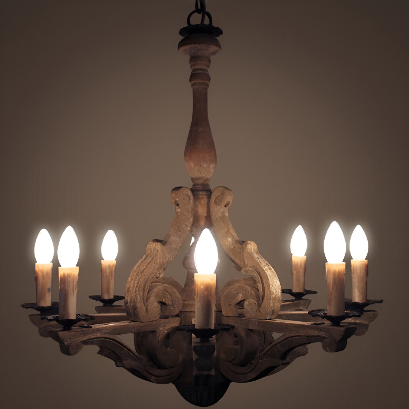 European Rustic Solid Wood 8-Light Chandelier