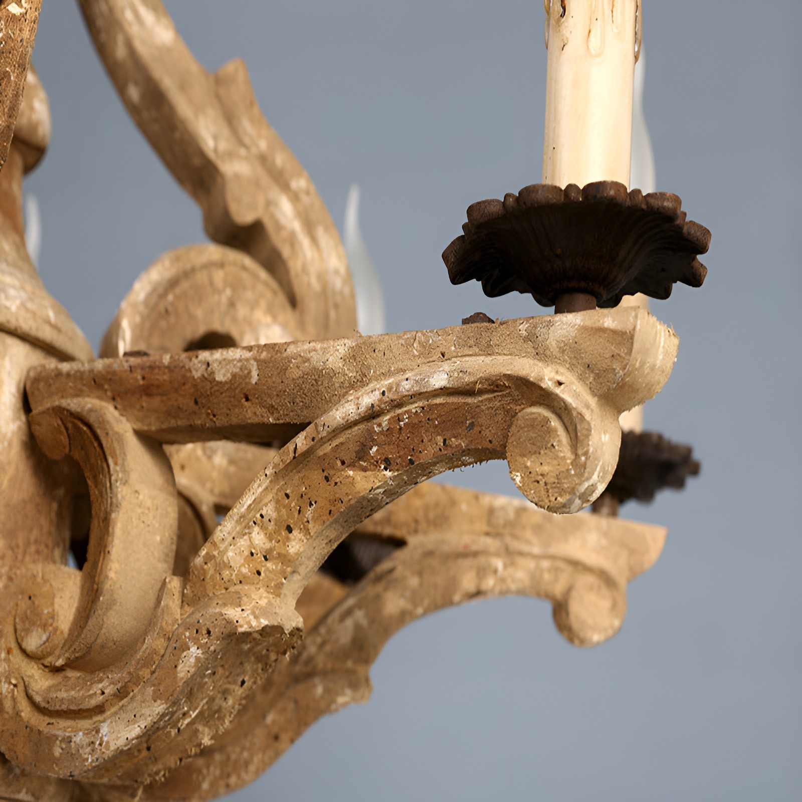 European Rustic Solid Wood 8-Light Chandelier