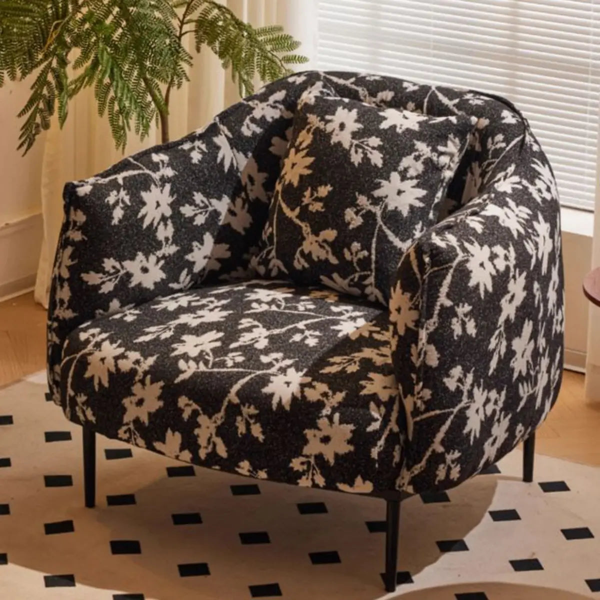 Flannel Floral Pattern Four Leg Arm Chair — Footrest Included / Black/ Flower / Anti Cat Scratch Leather