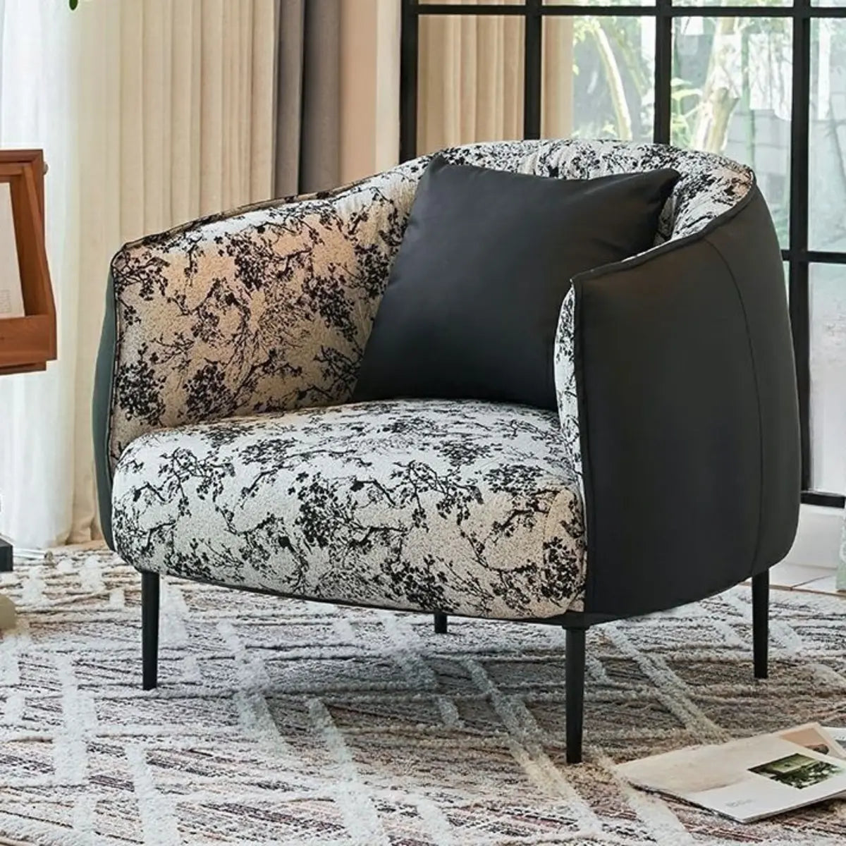 Flannel Floral Pattern Four Leg Arm Chair — Footrest Included / Ink / Flannel