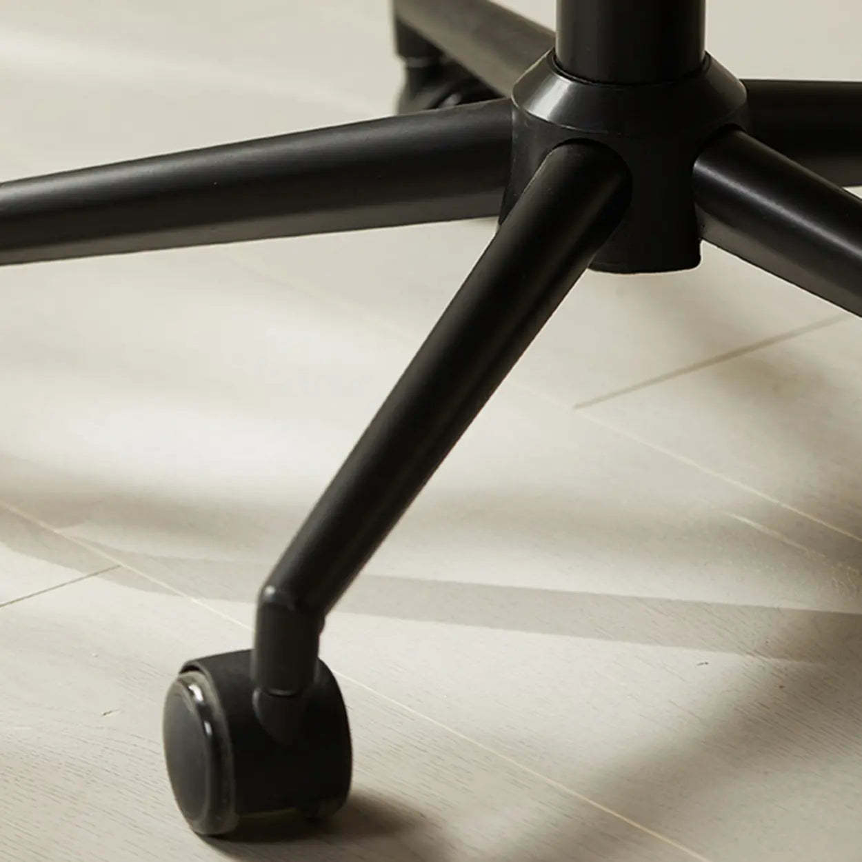 Green Swivel Leather Conference Office Chair