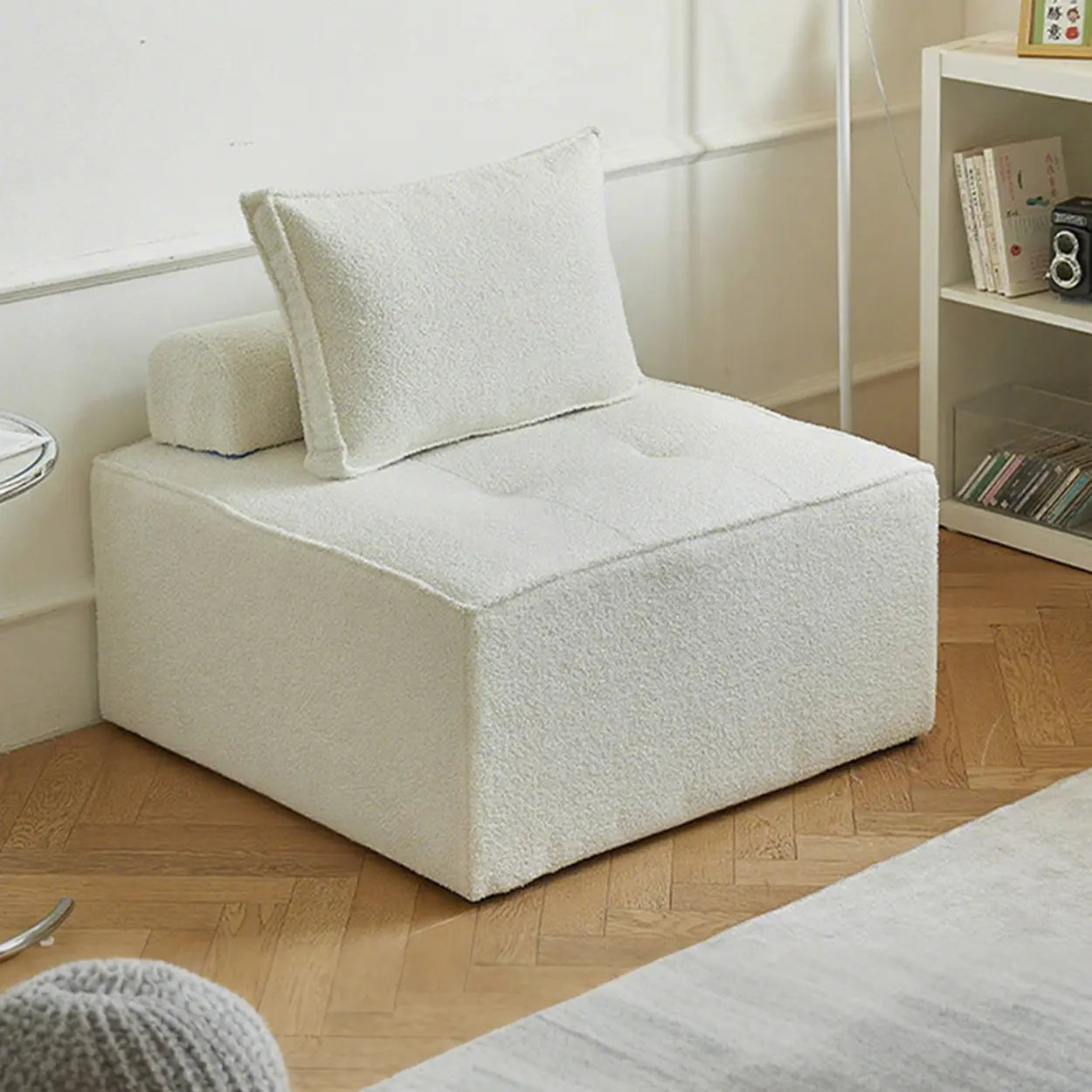 Lazy Modern White Tofu Block Square Accent Chair — Off-white / Faux leather