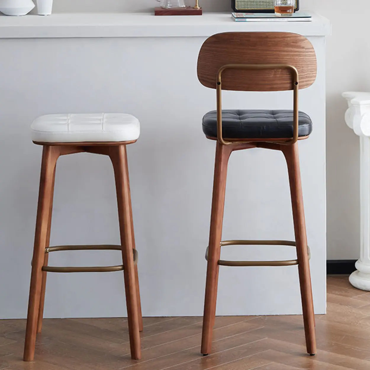 Leather Tufted Wood Bar Stool with Footrest — Black / Walnut / 42.1″H x 16.1″W x 16.1″D
