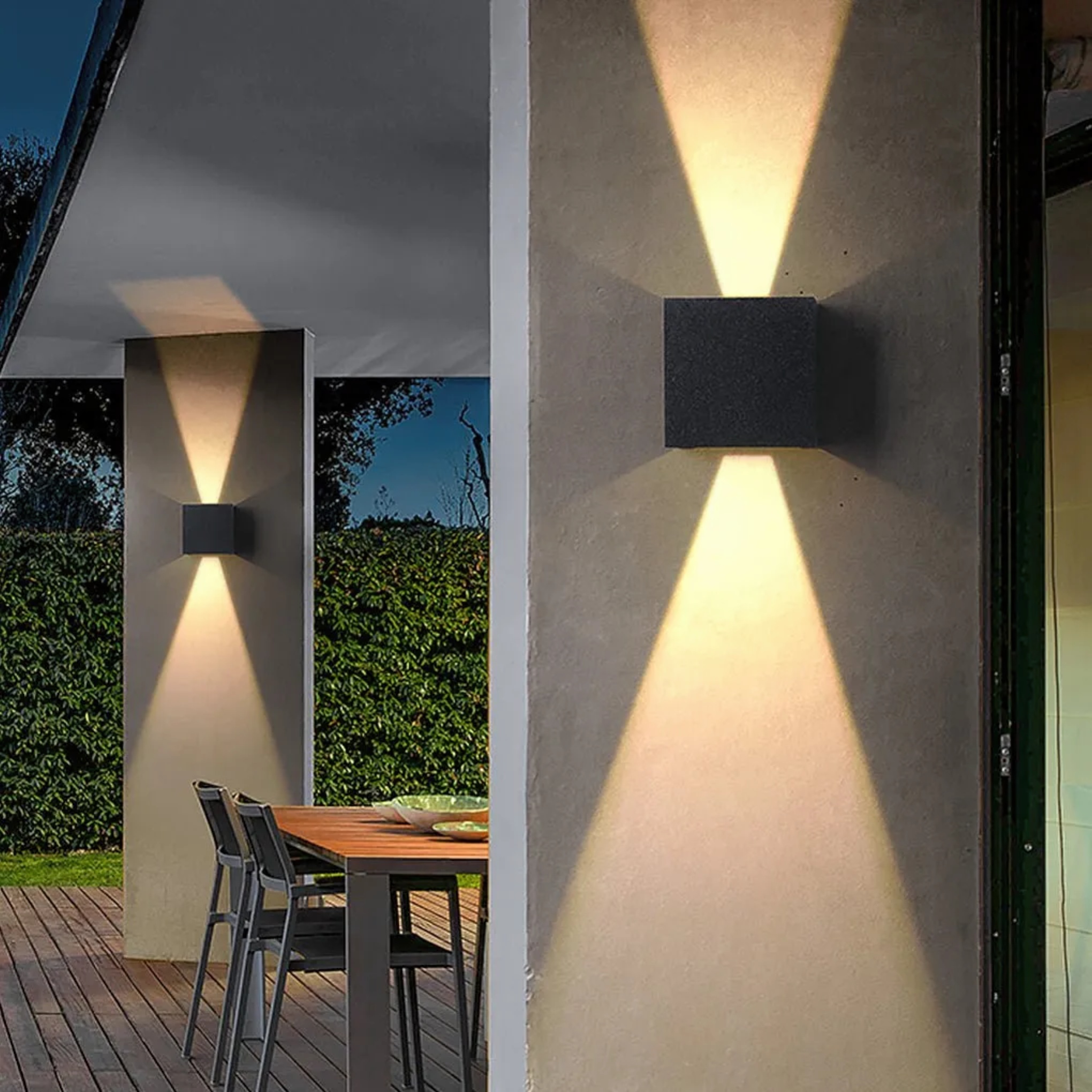 Industrial black wall light - metal and glass, ideal for garden