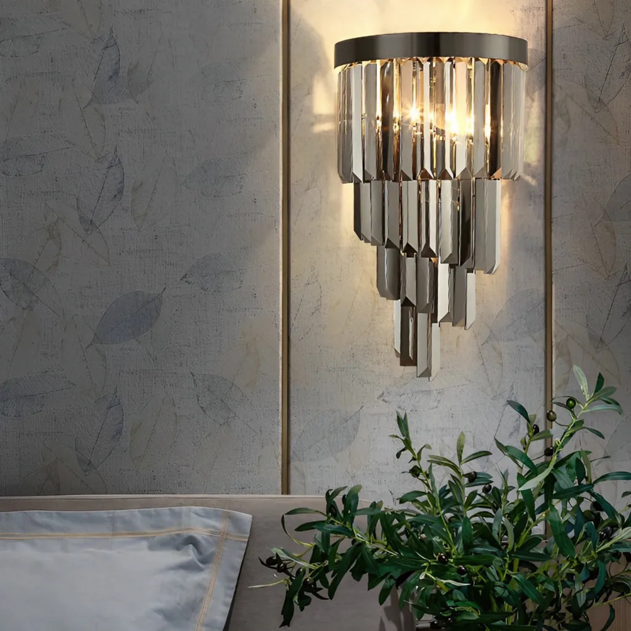 Postmodern wall sconces in metal crystal glass