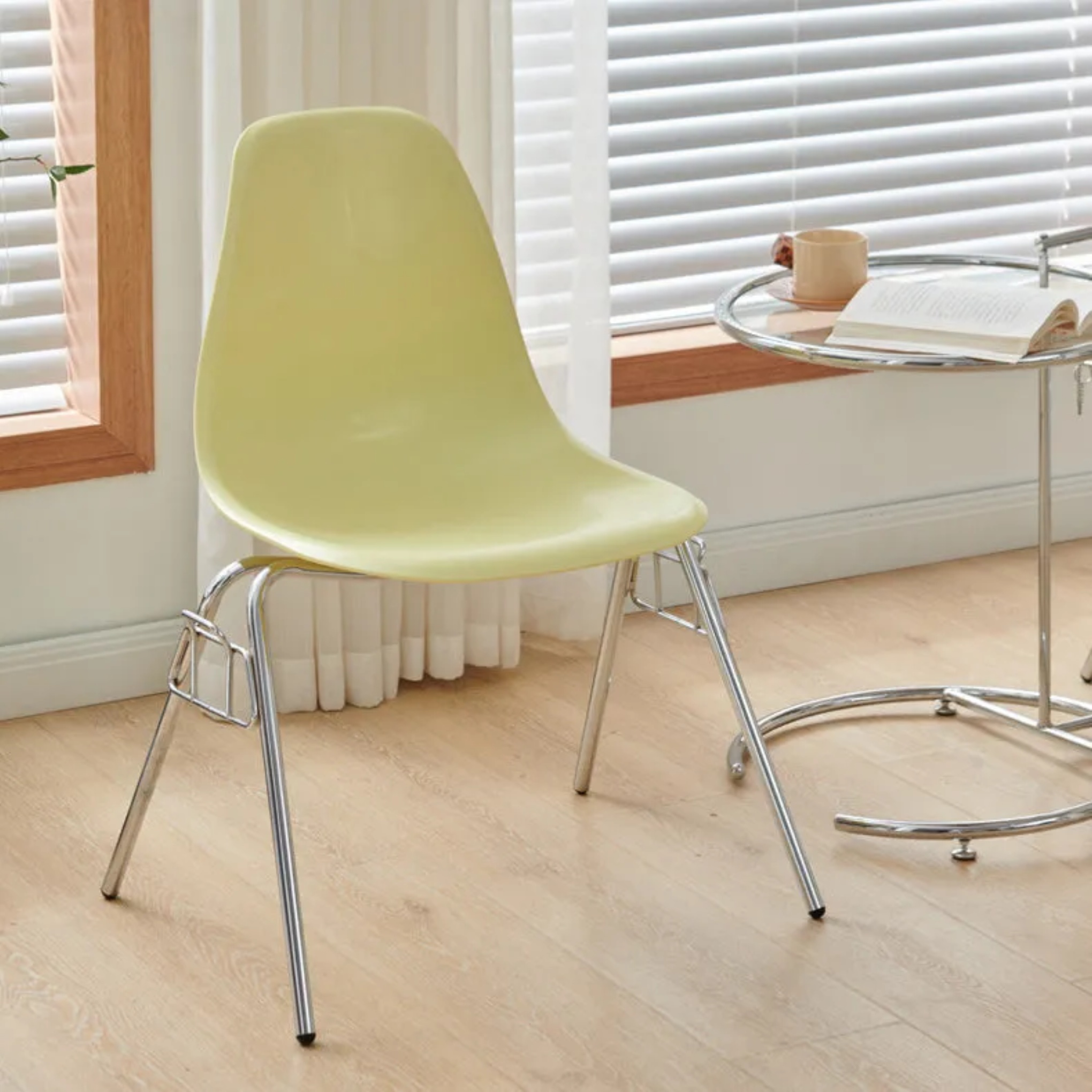 Mid-century trapezoid dining chairs & benches in iron — White