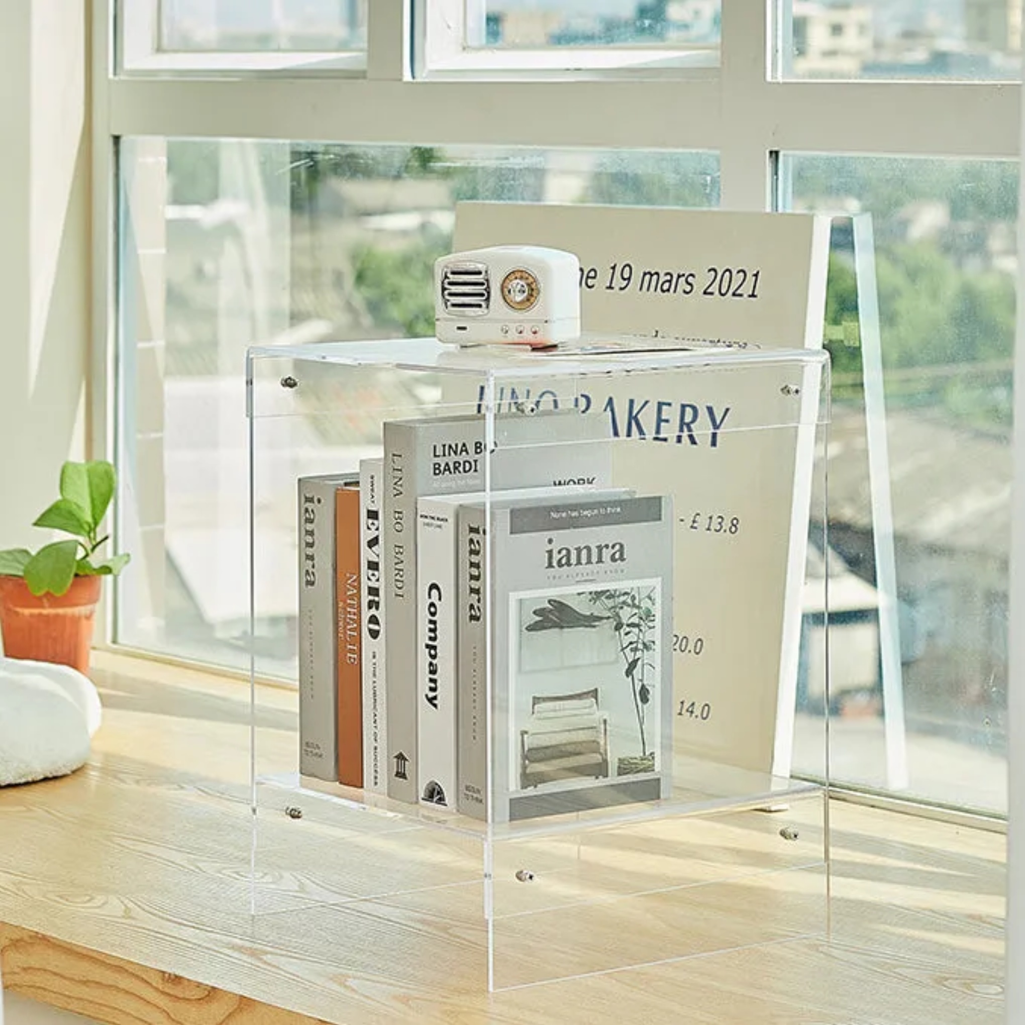 Minimalist tra 2-tier acrylic end & side tables — Transparent