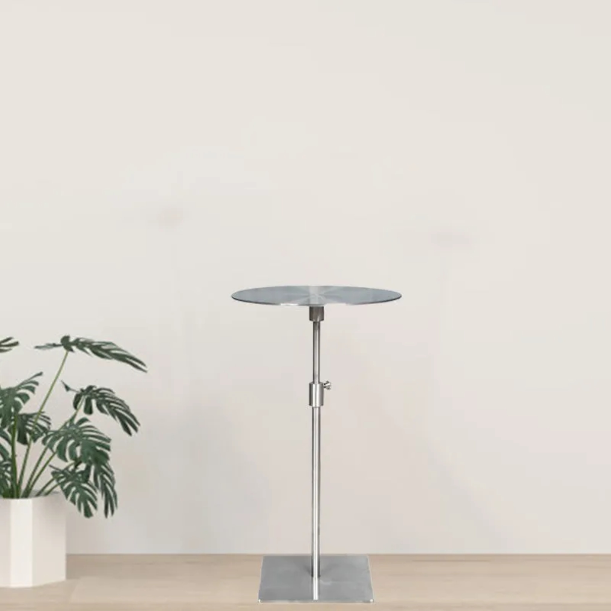 Minimalist end silver steel end & side tables, Lighom — Round