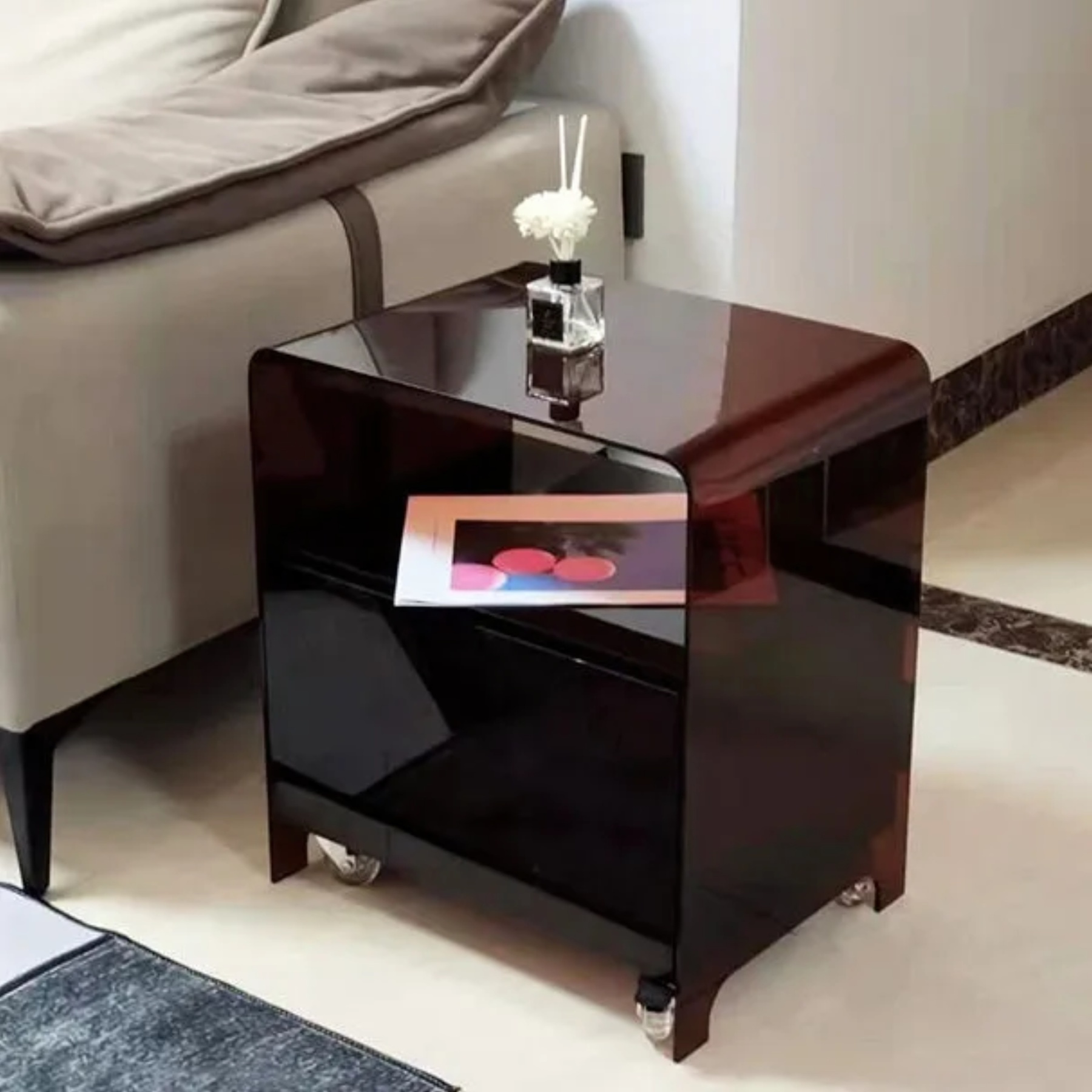Gray minimalist end oval end & side tables — Clear