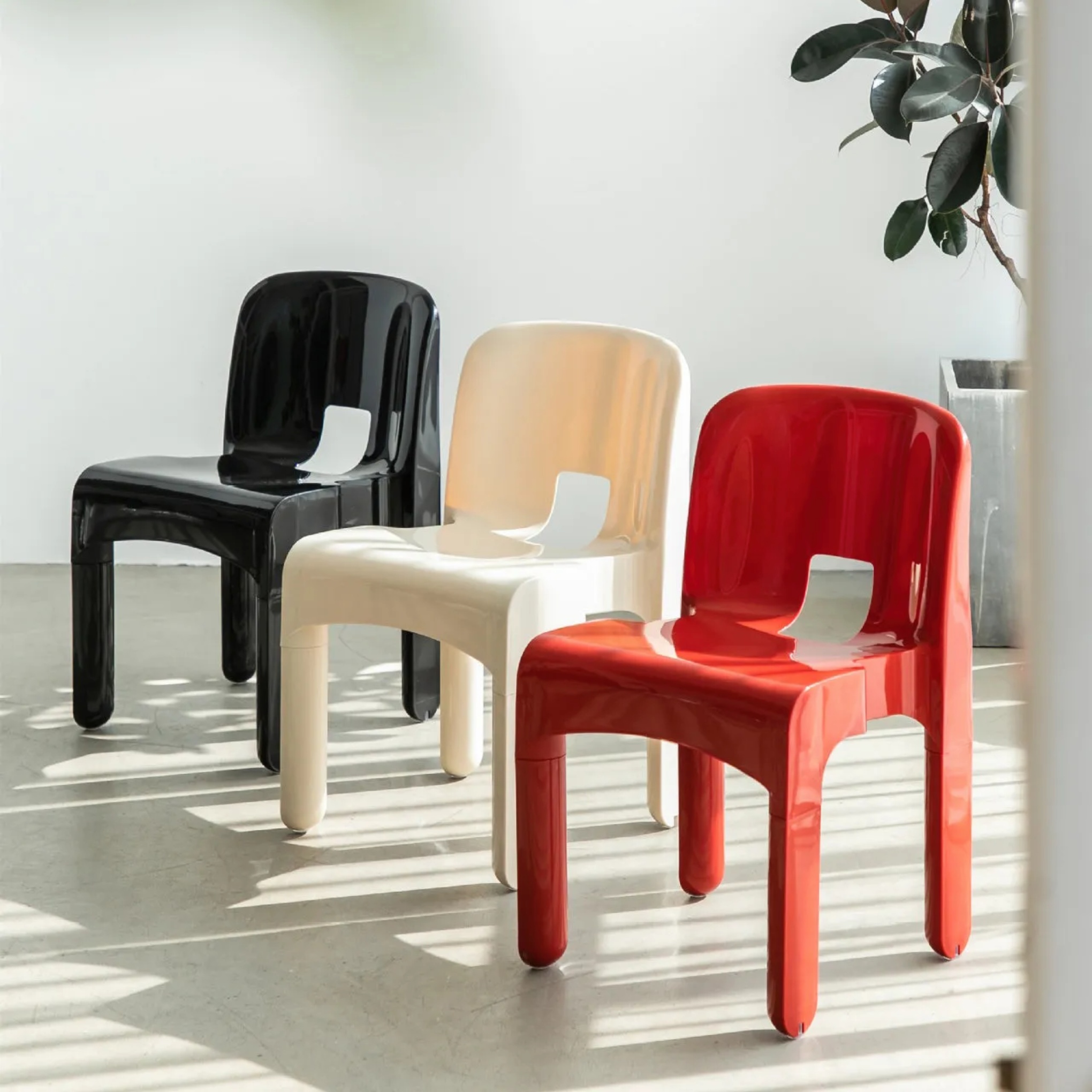 Minimalist white accent chairs for bedroom — 18.9" L x 16.5" W x 28" H