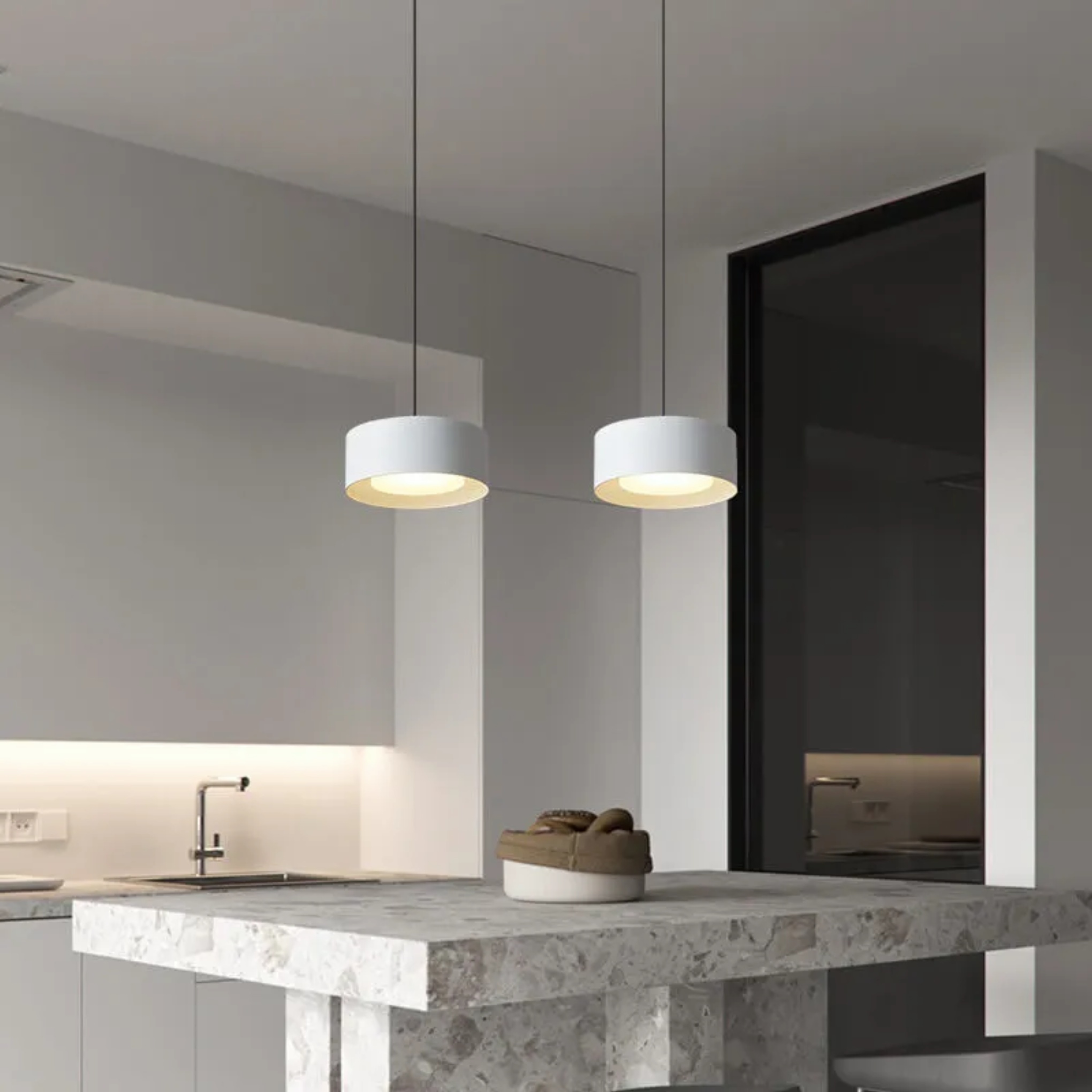 Minimalist round iron pendant lighting — Warm White (3000K) / White / 110V-120V (US/CA)